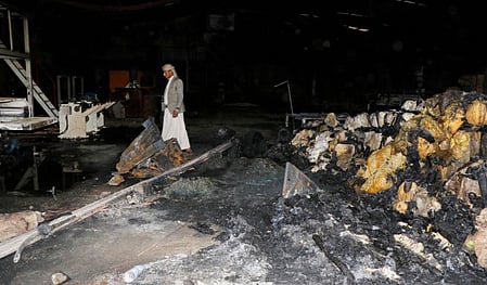 Yemeni government forces say military operations killed 950 Houthi fighters and destroyed or disabled 380 military vehicles.