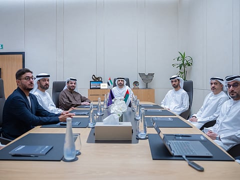 Hamdan bin Mohammed attends Advanced Technology Research Council meeting in Abu Dhabi