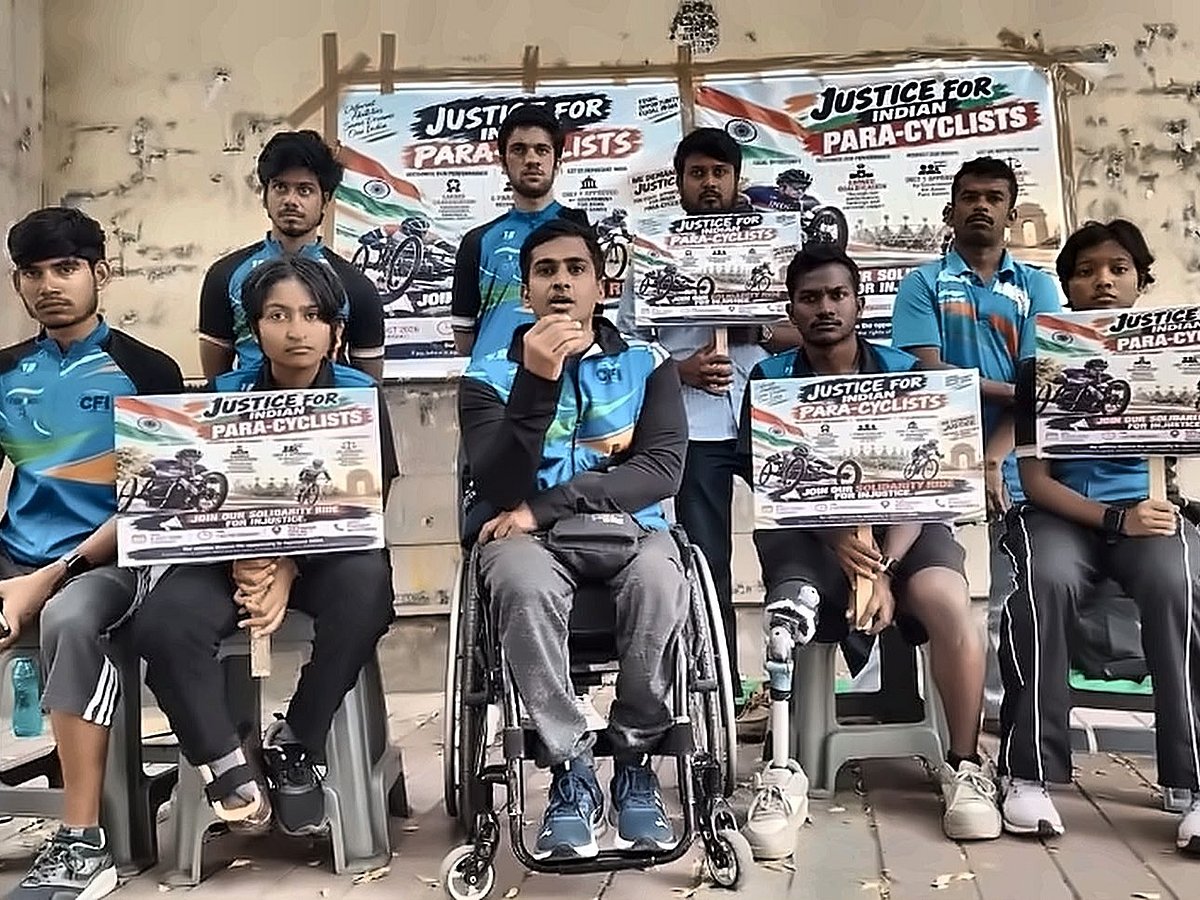 Indian cyclists protesting for Asian Para Games 2026 selection