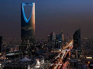 US warns of Saudi airport attacks; Riyadh flights halt