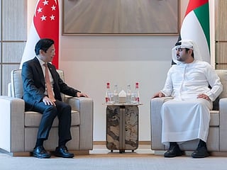 Maktoum bin Mohammed meets Singapore Prime Minister