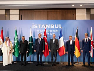 Turkey's Foreign Minister Hakan Fidan (4thL), Pakistan's Foreign Minister Ishaq Dar (3rdL), Saudi Arabia's Foreign Minister Faisal bin Farhan (2ndL) and Egypt's Foreign Minister Badr Abdelatty (L), French Foreign Minister Jean-Noel Barrot (4thR), German Minister of Foreign Affairs Johann Wadephul (3rdR), Britain's Foreign Secretary Ed Miliband (2ndR) and Italian Foreign Minister and Forza Italia leader Antonio Tajani (R) pose for the family photo during the meeting of the top diplomats of the R4 mechanism (Turkey, Egypt, Pakistan, and Saudi Arabia) and the European E3 mechanism (Britain, France and Germany), in Istanbul on October 23, 2026.