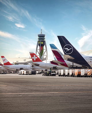 Airlines expand routes to Dubai ahead of busy holiday travel season