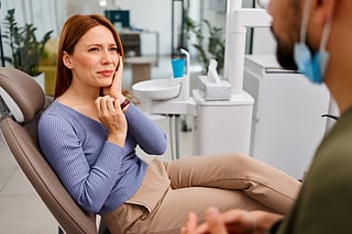Gum disease can trigger inflammatory responses that may overlap with biological pathways involved in migraine.