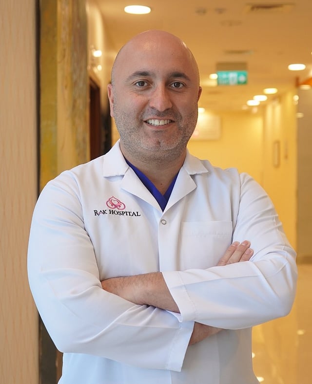 Can teeth grinding or gum disease trigger migraines? UAE dentists explain the surprising link