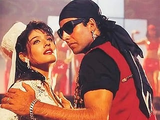 Raveena Tandon and Akshay Kumar in the iconic ‘Tu Cheez Badi Hai Mast Mast’ song from the 1994 film ‘Mohra’.