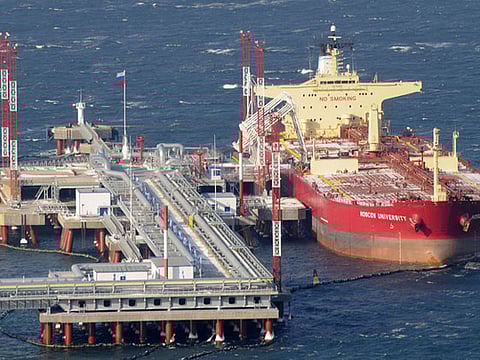 US crude reserves turn bountiful