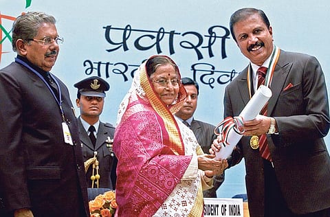 Dr Azad Moopen, Chairman, DM Healthcare receives the Pravasi Bharatiya Samman Award from the former President of India Pratibha Patil in 2019