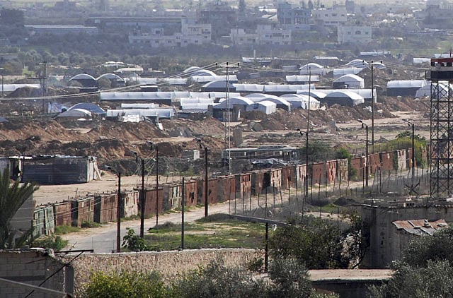 1.1038827-1466488597