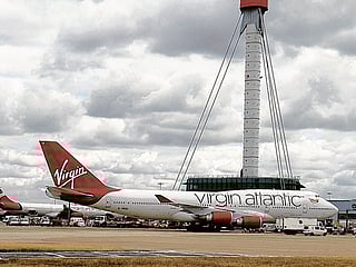 London-Israel flight makes emergency return after laser attack on pilots