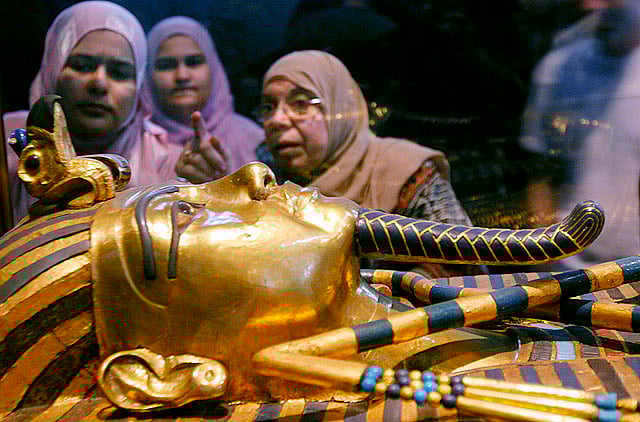 1.1627773-2713671039