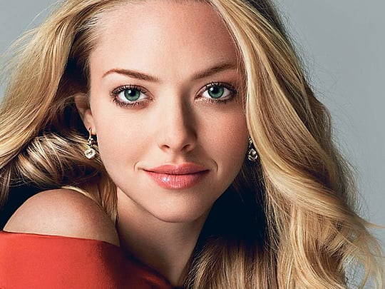 Amanda Seyfried Was in a 'Dead-End Relationship' When She Met Husband  Thomas Sadoski: 'Scary to Commit', image size:1200x900