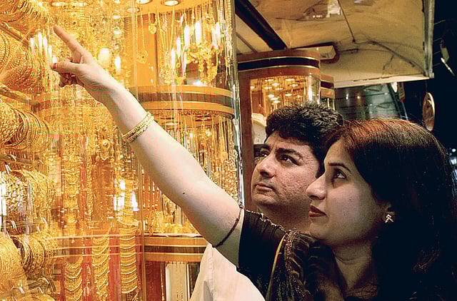 gold souq shopping, dubai gold souq, jewellery shop, 