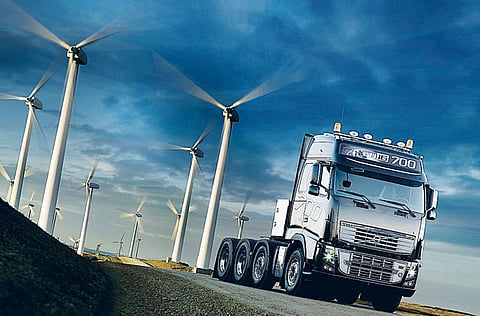 Volvo Group agreed to sell its UD Trucks unit to Isuzu Motors Ltd. for about $2.3 billion and announced plans to forge a strategic alliance with its Japanese rival.