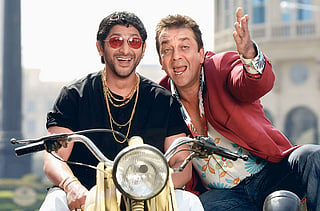 Arshad Warshi as Circuit (left) and Sanjay Dutt as Munna in 'Lage Raho Munna Bhai'.
