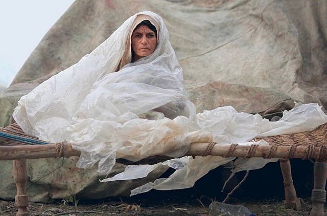 1.668777-3462778793