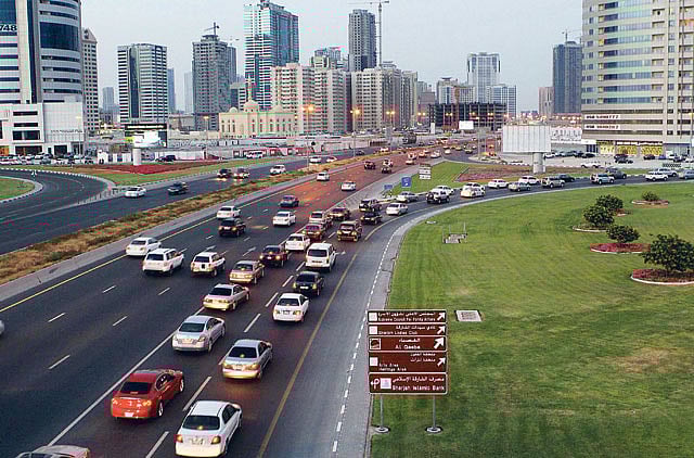 1.2213671-3681385986