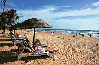 1 killed, 20 rescued as tourist boat sinks off Goa beach