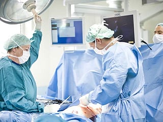 Fish bone removed from man’s lungs after seven years