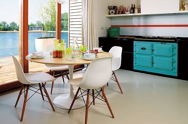 1.1483108-4126176013