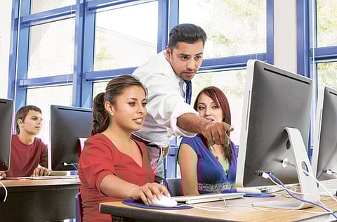 Many institutions have begun to move from using internal sites - the intranet - and even external websites - official websites - to using Laravel and other open source frameworks.