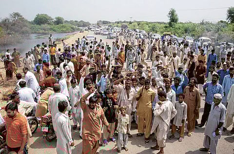The Secretary for Minorities Affairs’ Department met with Sindh Chief Secretary Syed Mumtaz Ali Shah to review progress on ending illegal occupation of the properties in the province belonging to the religious minorities. Photo for illustrative purposes.