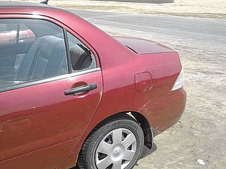 Man steals handbag with Dh80,000 from a car in Sharjah