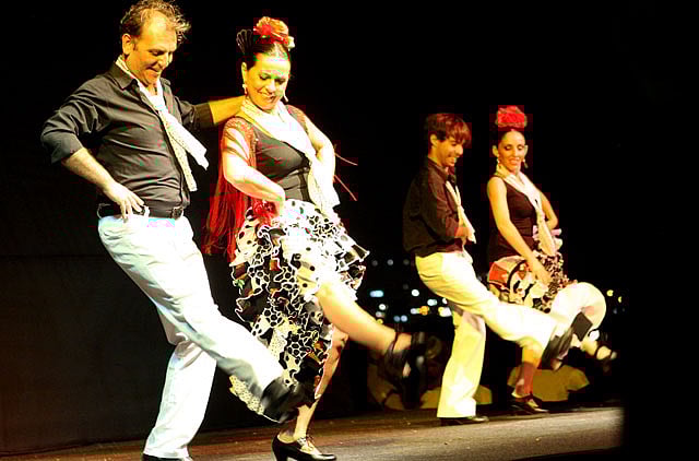 1.1092285-3905988658