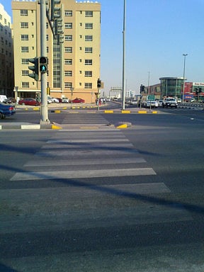 Crossing at broken signal a major risk for pedestrians