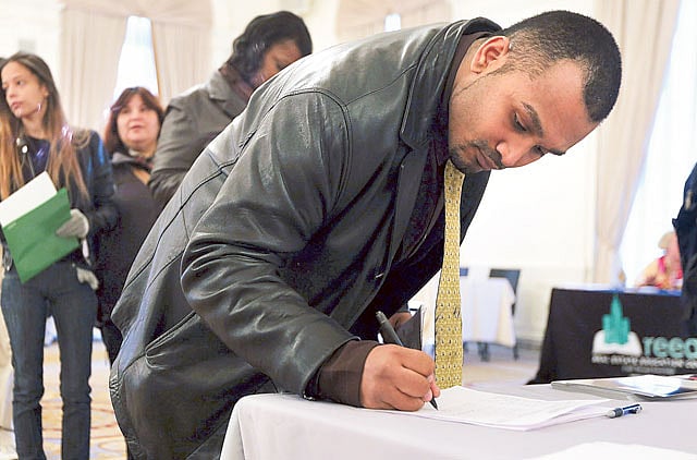 1.2099698-4130678567