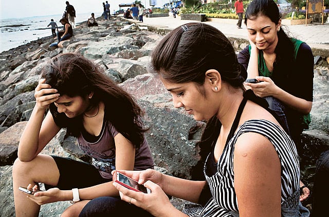 1.1125601-3274340175