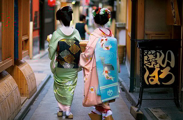 1.1010331-2562461762