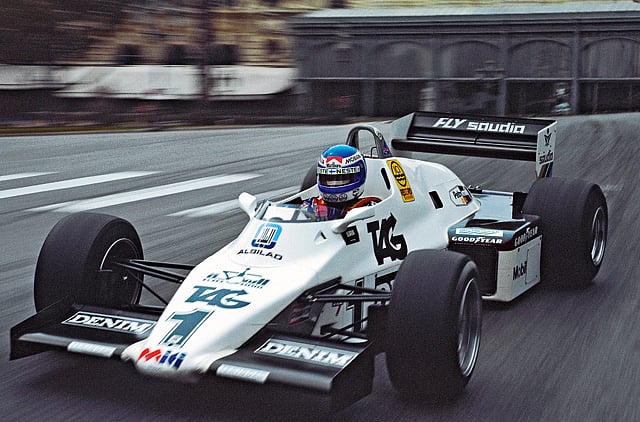 1.1013533-2150679443