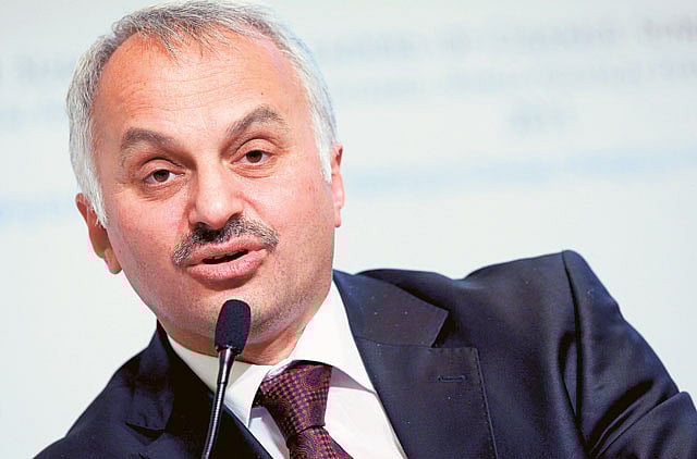 1.1003727-2498402722