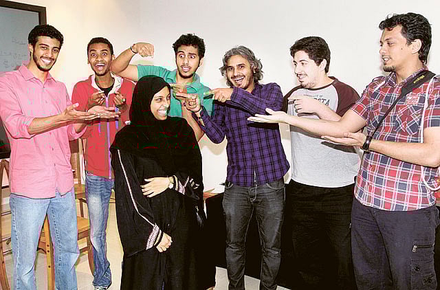 1.1004878-2733276821