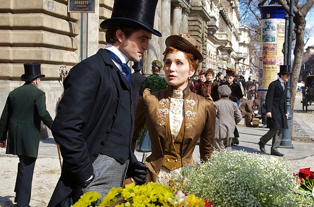 1.1023256-2824679401