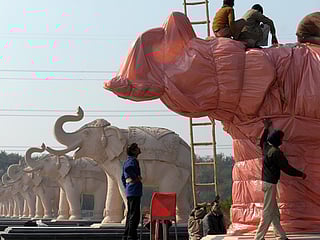 Indian police probe alleged sculpture scam