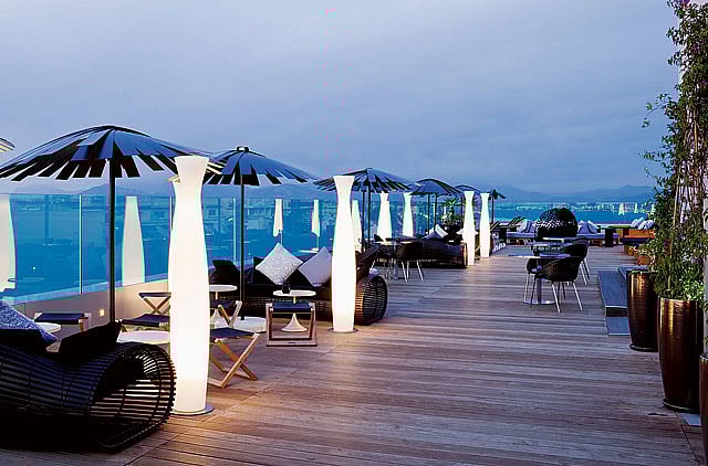 1.1028811-3164249795