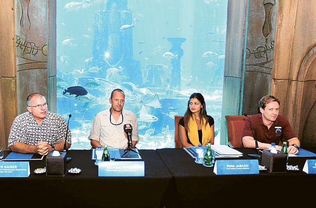 1.1018347-2306339582