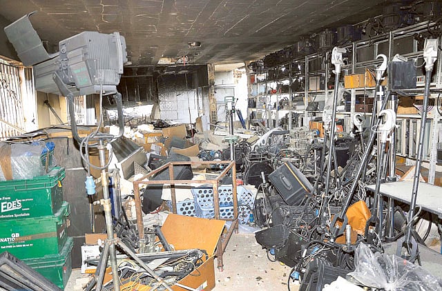 1.1041364-1938729705