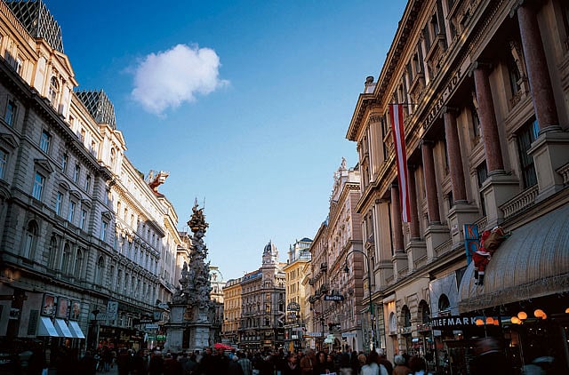 1.1026373-3635776328