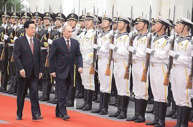 1.1032119-3994778429