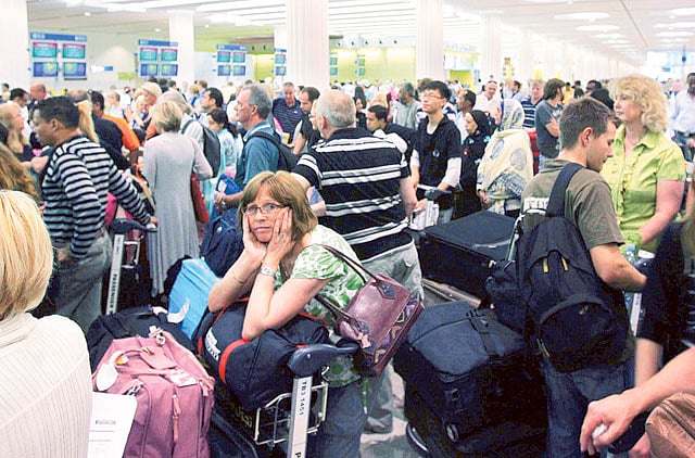 1.1047201-3064175802