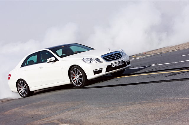 1.1048183-2865890377