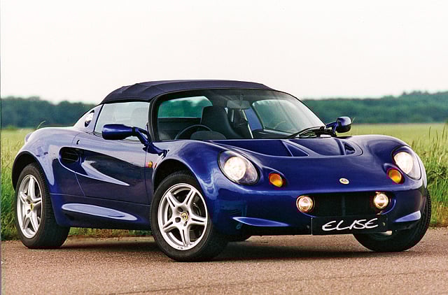 1.1048216-2586793060