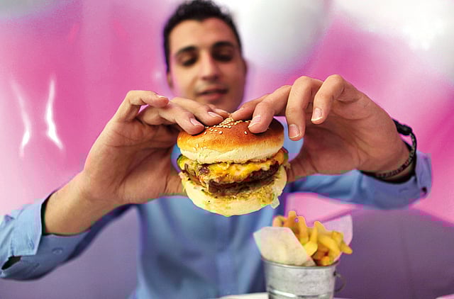 1.1053425-3336328641