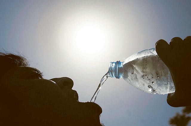 1.1045046-2277581541