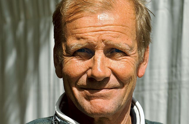 1.1045058-3761903445