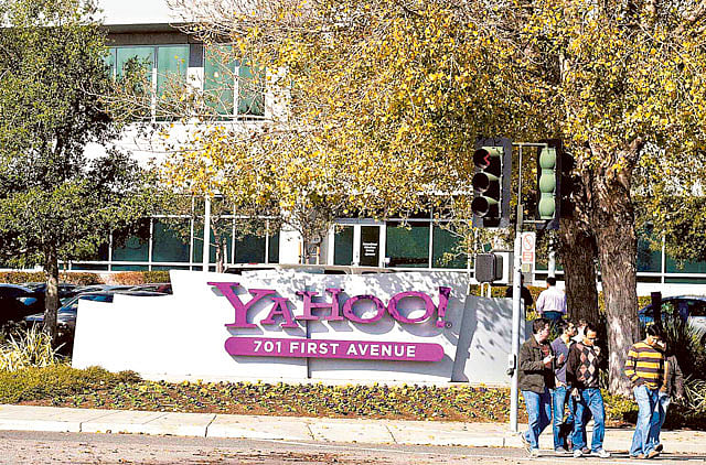 1.1045766-1946110979