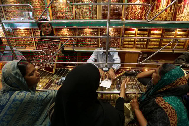 1.1923549-2373977145